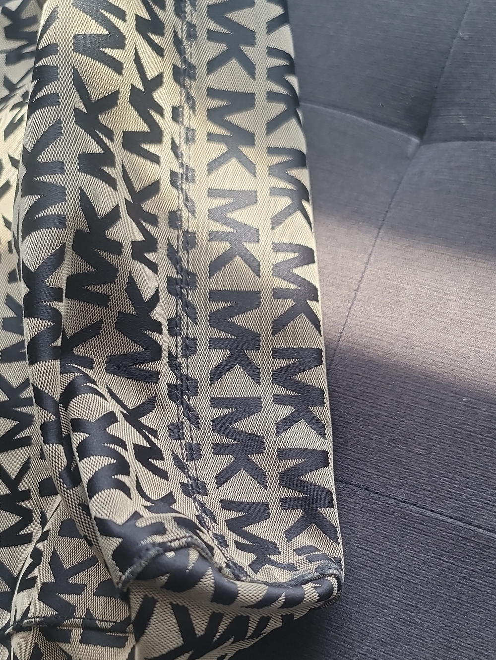 Michael Kors Beige Monogram MK Logo Tote Bag - Picture 12 of 13